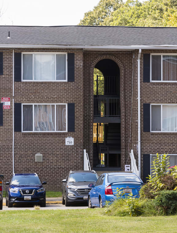 Woodside Gardens Apartments in Annapolis, MD